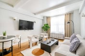 73-208 New 2BR/2BATH UWS Doorman Gym
