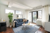 809-6A New 2BR Duplex With a Private Patio WD in unit