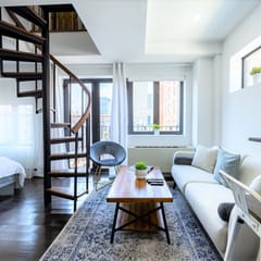 809-6B New 2BR Duplex With Private Patio