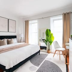 Prime location 1BR Newly Furnished