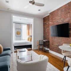 246-9 SoHo Living newly furnished 1br WD In-unit