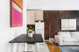 350-1A Gramercy New 1BR Sleeps3 Newly Furnished - Image 4