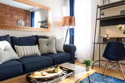 428-4R prime midtown large 2 BR Newly Furnished - Image 3