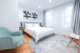 323-1 Spacious 2BR Williamsburg - Image 2