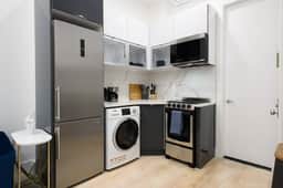 78-4D  Quality 1BR W&D~Skylight By Central Park - Image 3