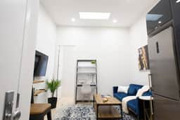 78-4D  Quality 1BR W&D~Skylight By Central Park - Image 5