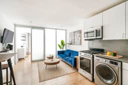 75-2D 1BR Prime UES W&D Balcony Elevator - Image 2