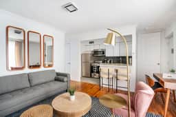 26-1C  Gramercy Large 1BR WD - Image 3