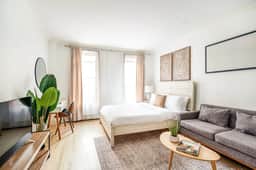 1597-2  Luxury Upper East Side Studio W&D - Image 2