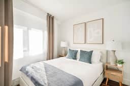 809-5A Gorgeous New 1BR Heart of Midtown - Image 3