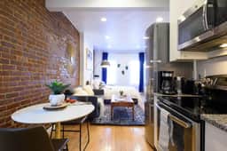 83-3FW UES Central Park Newly Furnished XL Studio - Image 5