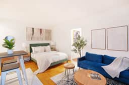 105-1G  Studio in Park Ave Location - Image 4