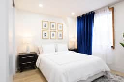 75-5A Luxury 3BR Duplex W/D in unit Elevator - Image 4
