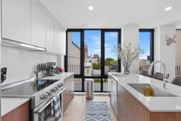 149BK-6A New PH 2BR-2Bath With a Private Terrace & Roof Deck - Image 2