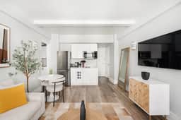 73-406 New 1BR 1Bth UWS Doorman Gym - Image 3