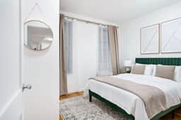 109-1 Huge 3BR W/D - Spacious - Best Value - - Image 5