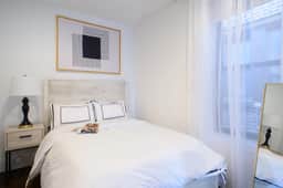 69-5A Celebrate the Season: Modern Lower East Side 1BR Apt – Festive Special! - Image 3