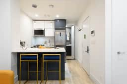 1597-12 NEW Studio Prime UES WD in unit - Image 5