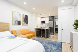 1597-12 NEW Studio Prime UES WD in unit - Image 4