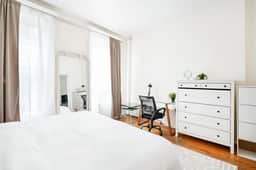 211-3 Prime Union Square Large 1BR Great value - Image 3