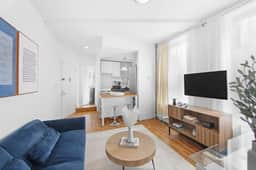 139-2E West Village 1BR best value - Image 3
