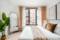 345-2A 2BR Newly Reno Prime UES WD in unit - Image 3