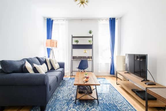 428- Spacious Prime Midtown 2BR Newly furnished - Image 1