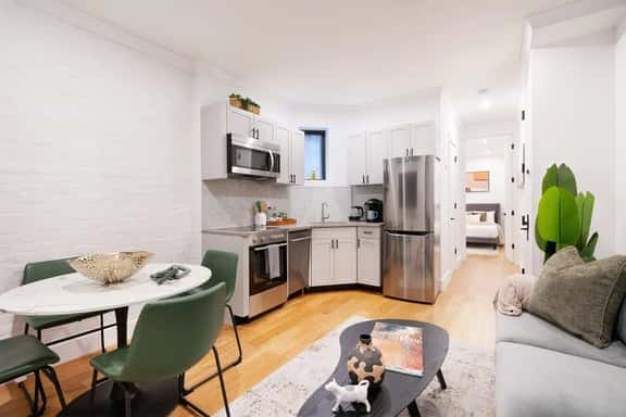 1288-3RS New Renovated 2 Bedrooms in UES - Image 1
