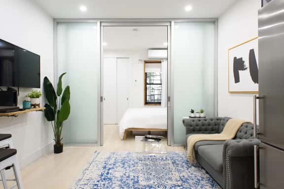 78-2B New furnished 1BR WD walk to Central Park - Image 1