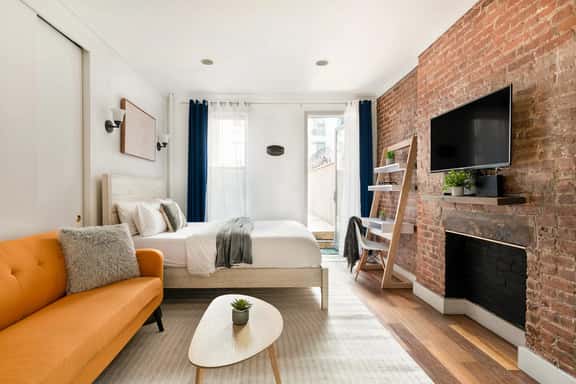 24-4 New Private Terrace W/D Apt Prime Gramercy - Image 1