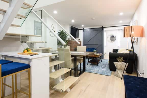 75-5A Luxury 3BR Duplex W/D in unit Elevator - Image 1