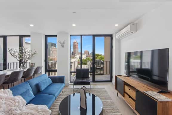 149BK-6A New PH 2BR-2Bath With a Private Terrace & Roof Deck - Image 1