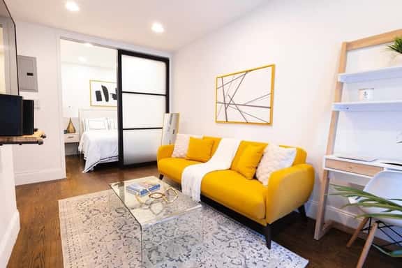 69-3C  Stylish Lower East Side 1br Apt - Image 1
