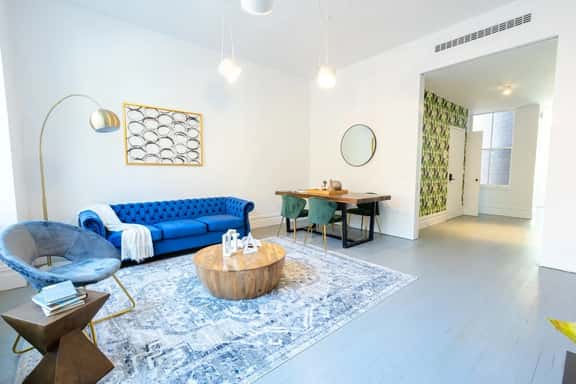 E10-2 Designer East Village Townhouse 1BR W/D - Image 1
