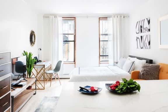 1597-6  Luxury Studio Upper East Side W&D - Image 1