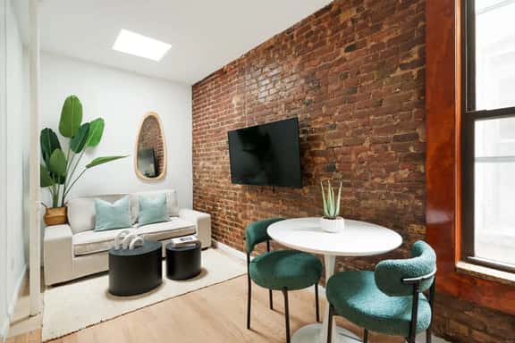 153-5A Charming 2br Lower East Side W/D - Image 1