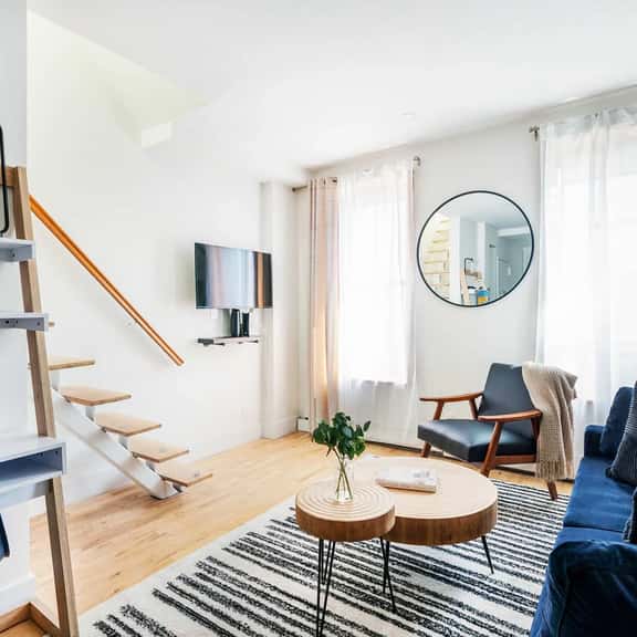 1597-PHS New 1BR/2bath PH Duplex W/D Outdoor Deck - Image 1