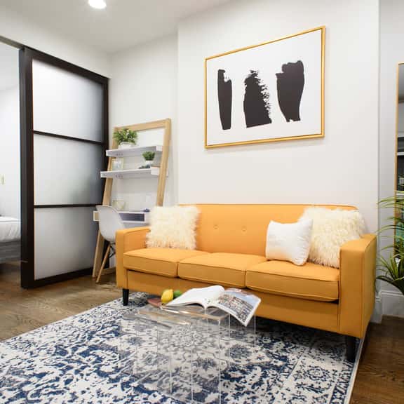 69-2A Modern 1BR Apartment Stylish & Fully Furnished Prime Location - Image 1