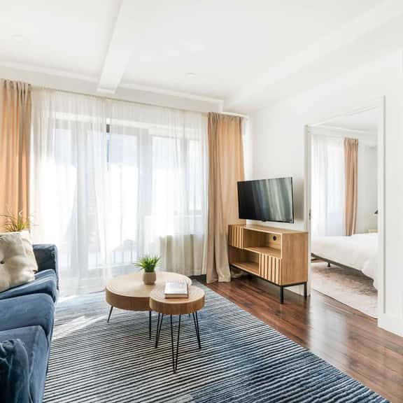 809-4A 1BR With W/D Columbus Circle - Image 1