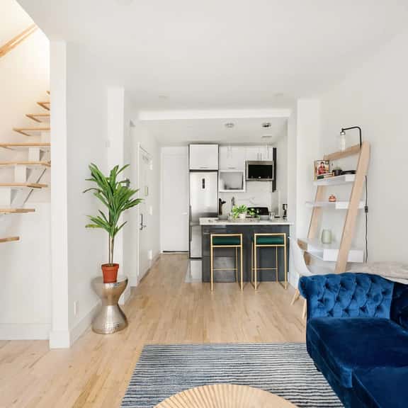 1597-PHN  PH Duplex -Private Outdoor. W/D. 2bath - Image 1