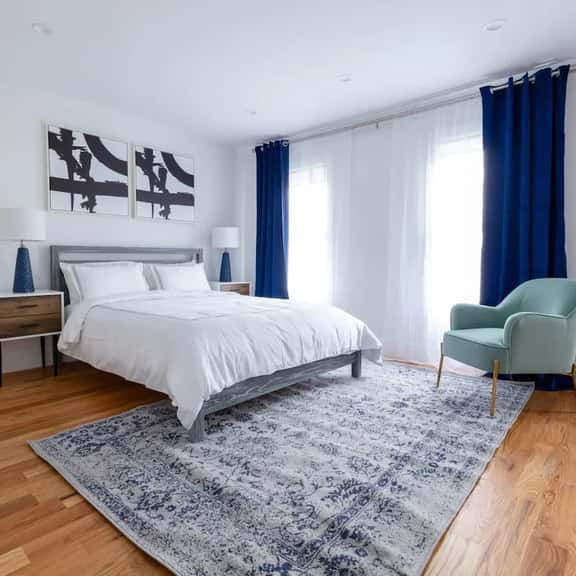 323-2 Spacious 2BR Williamsburg - Image 1
