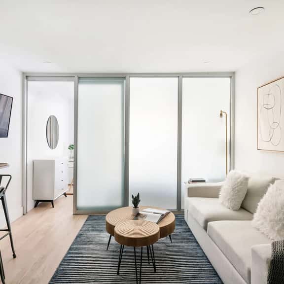 75-1D 1BR prime UES W/D the unit Best Value - Image 1