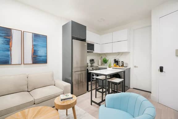 317-2A Sleek Modern 1BR UES W/D - Image 2