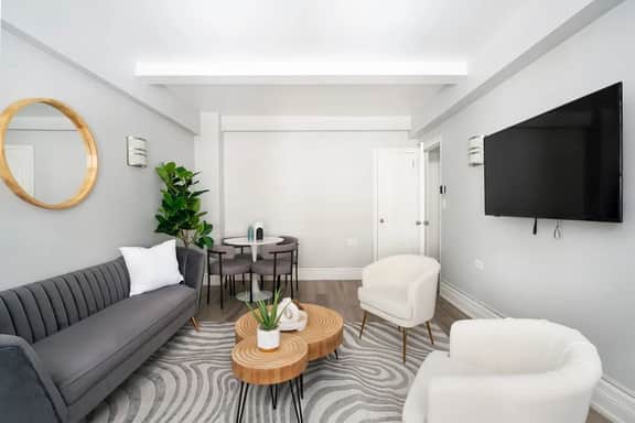 73-201 New 1BR/1Bth UWS Doorman Gym - Image 5