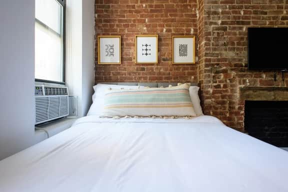 24-10  Studio  in Prime Gramercy WD in Unit - Image 4