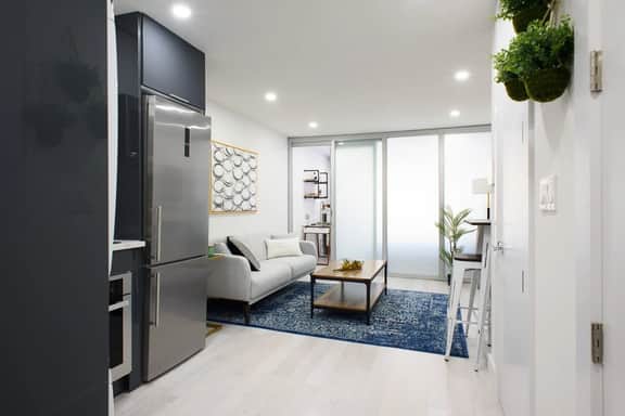 75-2C Furnished 1BR W/D Elev WD Central park - Image 2