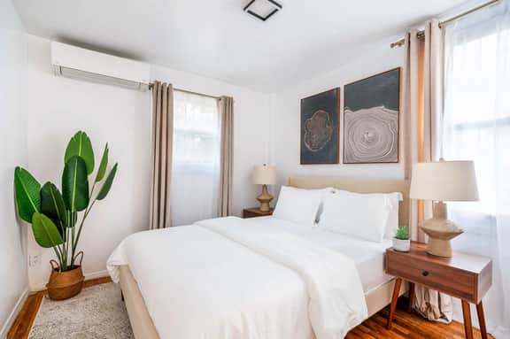 26-1C  Gramercy Large 1BR WD - Image 5