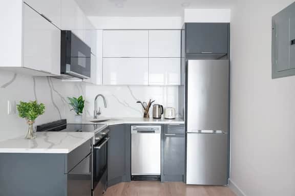 347-4A New 2BR Upper East Side W&D - Image 5