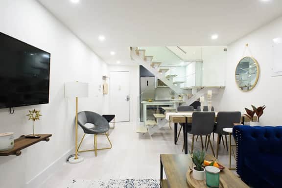 75-3A 3Br Duplex Prime UES W/D in unit Sleeps 6 - Image 3