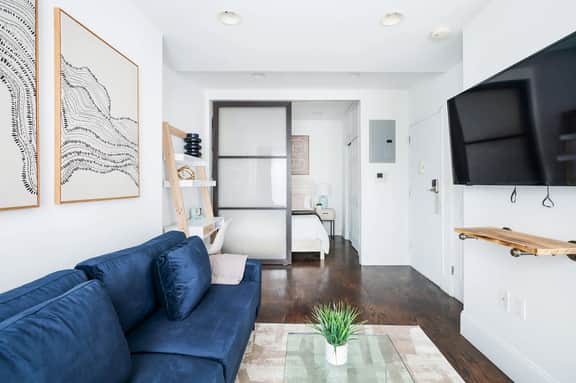 69-5B I Stylish Lower East Side 1BR Apt - Image 4